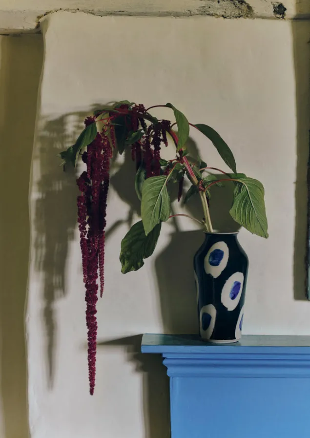 ali_hewson_cobalt_dash_vase_13-1.webp Decorative Pieces | Ceramics-TOAST Ali Hewson Cobalt Dash Vase Cobalt/Black