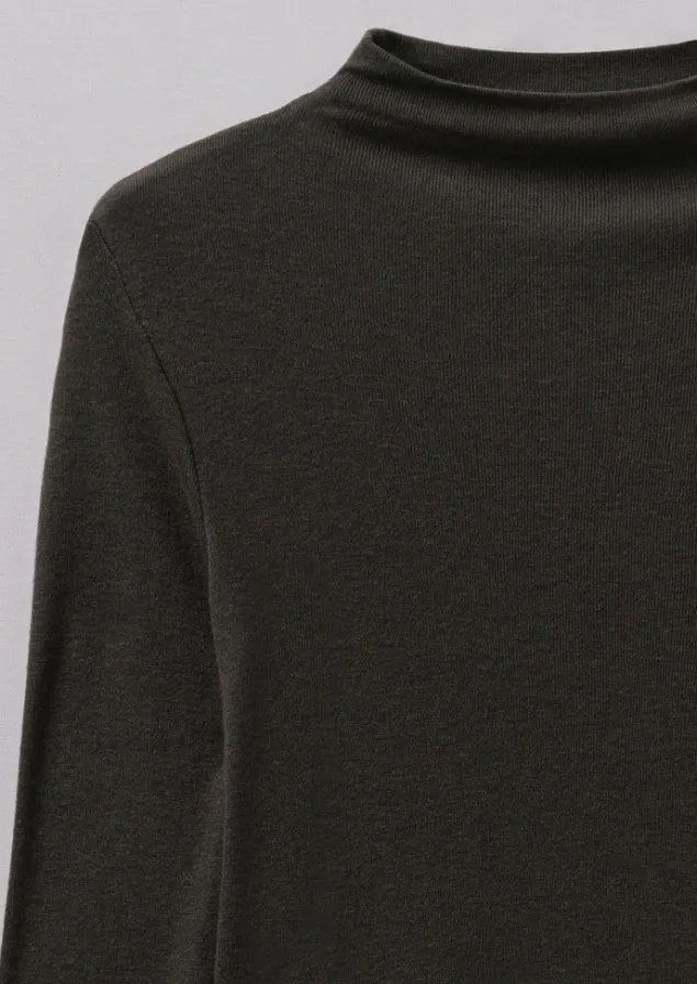 aster_wool_lyocell_high_neck_tee_4-2.webp Jersey | Tops & Tees-TOAST Aster Wool Lyocell High Neck Tee BlackCoffee