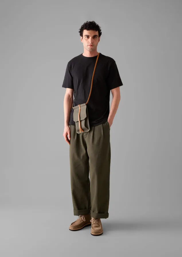 bill_cotton_wide_leg_trousers_4-4.webp Trousers-TOAST Bill Cotton Wide Leg Trousers DarkOlive