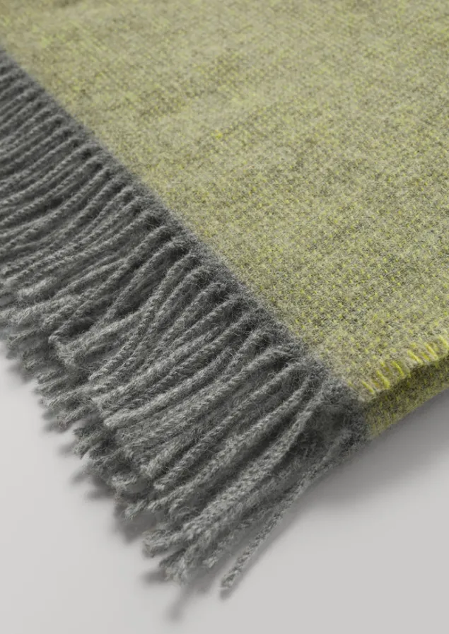 brior_wool_blanket_6-1.webp Textiles | Blankets & Throws-TOAST Brior Wool Blanket Pollen/Anthracite