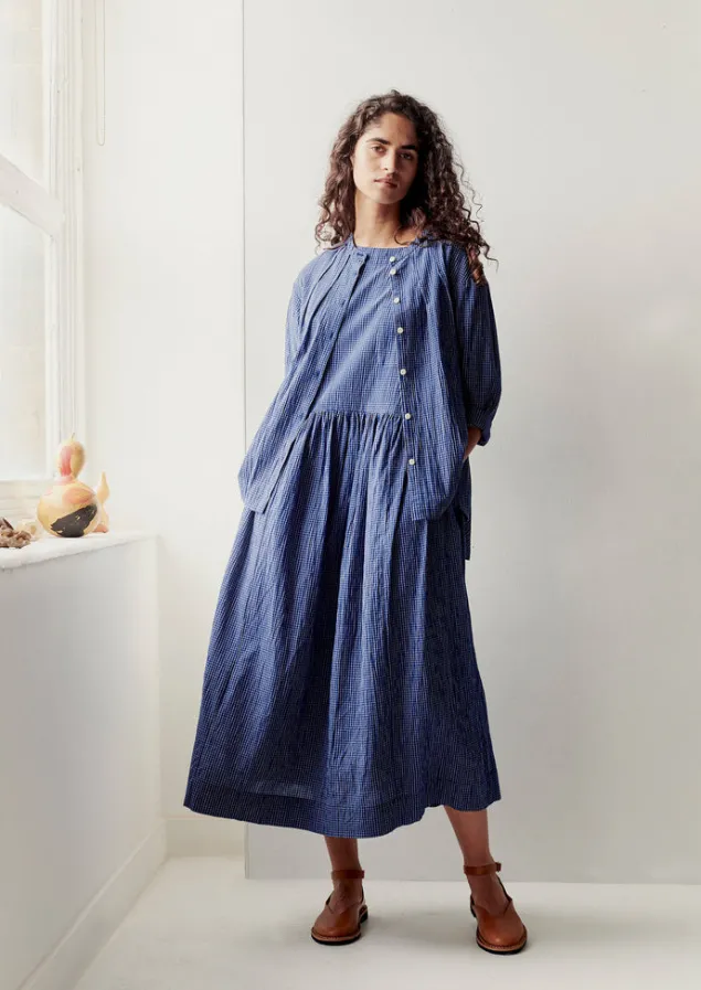 check_crinkle_cotton_boat_neck_dress_11.webp Loungewear | Dresses-TOAST Check Crinkle Cotton Boat Neck Dress Cobalt
