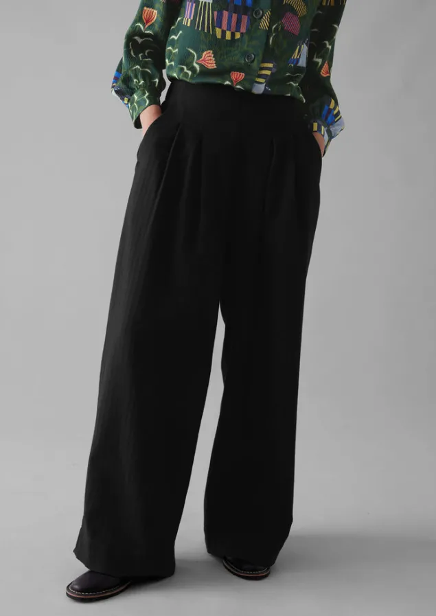 corinne_wool_cotton_herringbone_wide_leg_trousers_2.webp Trousers-TOAST Corinne Wool Cotton Herringbone Wide Leg Trousers Black