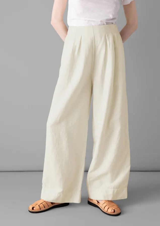 cotton_linen_wide_leg_trousers_6.webp Linen | Trousers-TOAST Cotton Linen Wide Leg Trousers Parchment