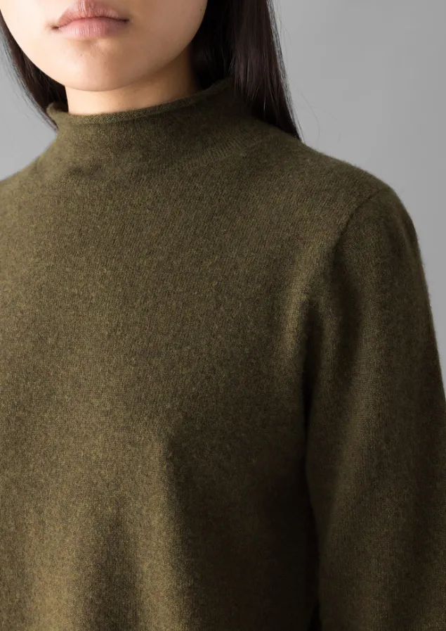 fine_wool_cashmere_half_sleeve_sweater_6-1.webp Cashmere | Knitwear-TOAST Fine Wool Cashmere Half Sleeve Sweater OliveMelange
