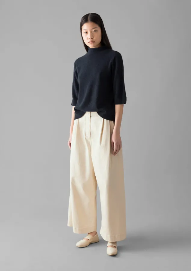 fine_wool_cashmere_half_sleeve_sweater_7-2.webp Cashmere | Knitwear-TOAST Fine Wool Cashmere Half Sleeve Sweater DarkestNavy