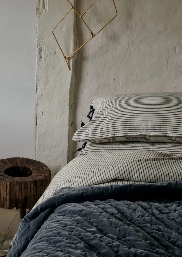 hand_quilted_velvet_throw_7-1.webp Textiles | Blankets & Throws-TOAST Hand Quilted Velvet Throw MineralBlue/Natural