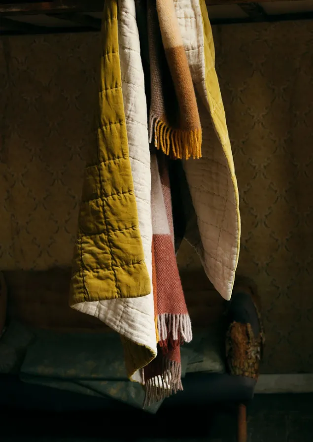 hand_stitched_organic_velvet_quilt_11.webp Textiles | Blankets & Throws-TOAST Hand Stitched Organic Velvet Quilt Pomelo