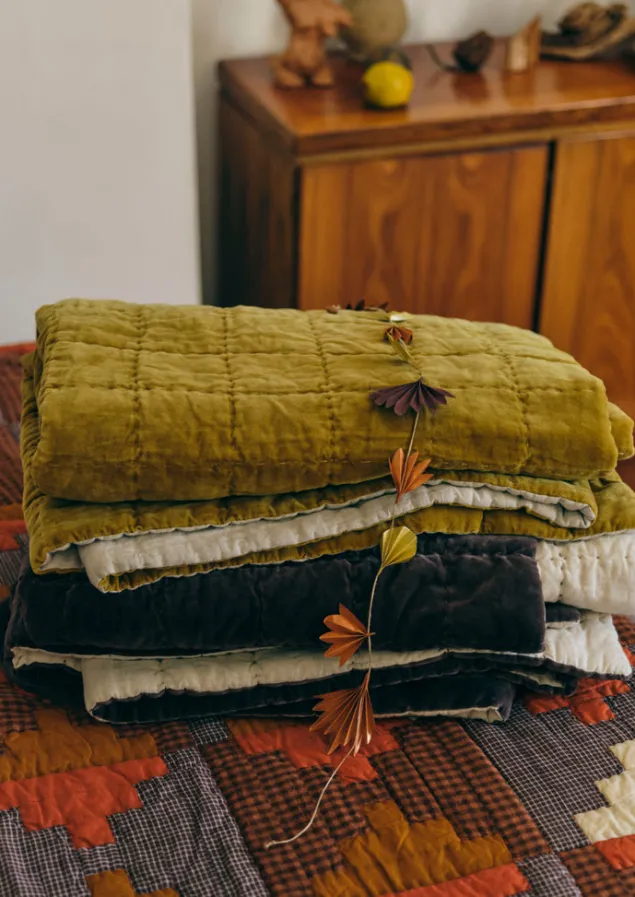 hand_stitched_velvet_quilt_8.webp Textiles | Blankets & Throws-TOAST Hand Stitched Velvet Quilt Smoke/Natural