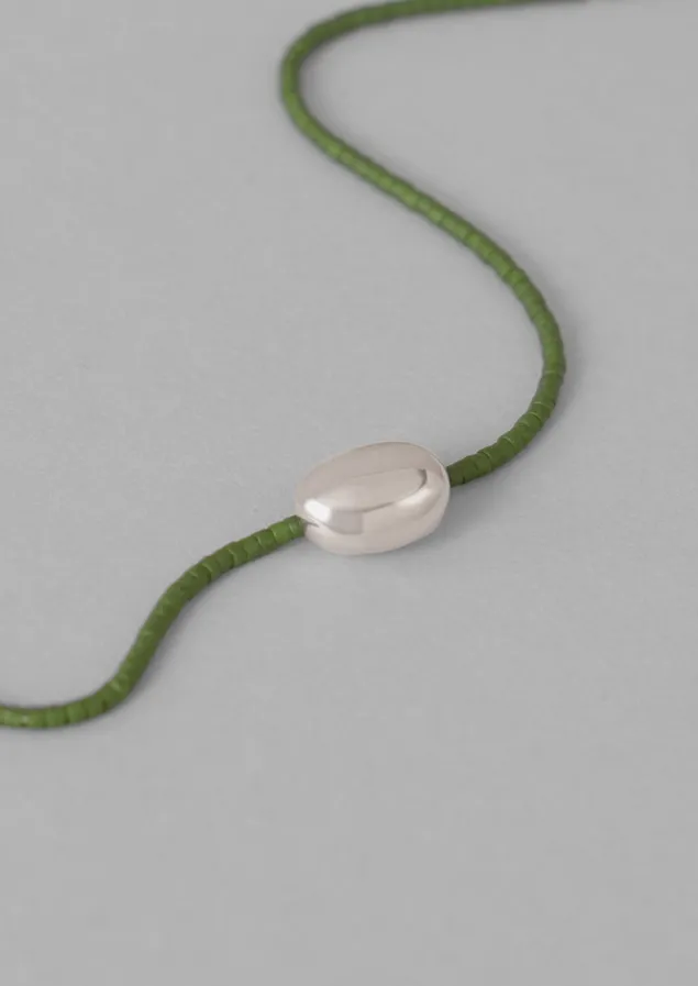 helena_rohner_miyuki_glass_necklace_1.webp Jewellery-TOAST Helena Rohner Miyuki Glass Necklace Fern