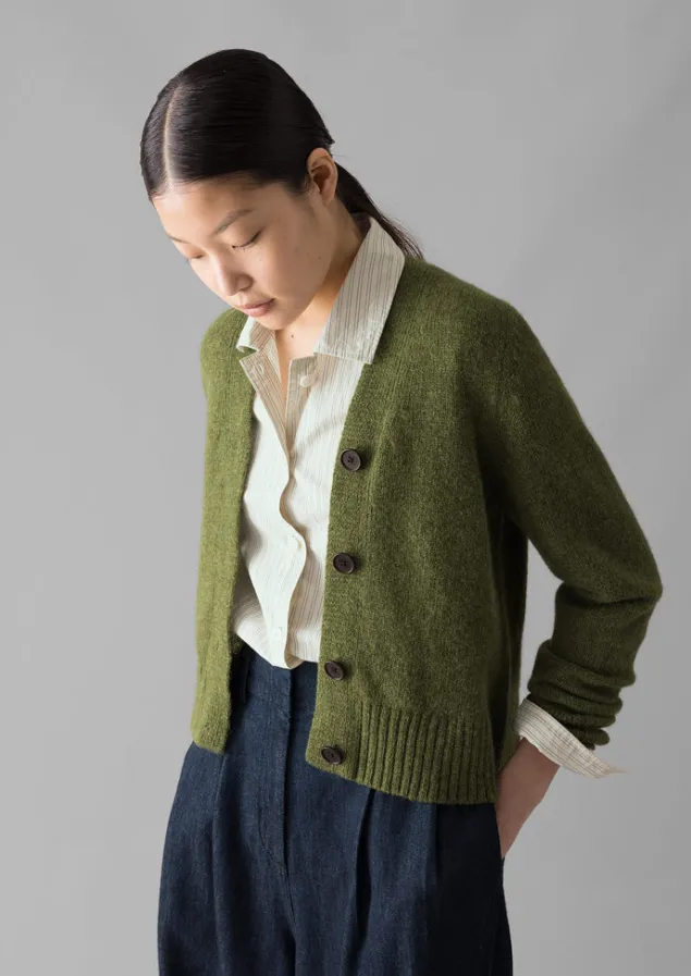 kaia_vneck_wool_cardigan_1-4.webp Knitwear-TOAST Kaia V-Neck Wool Cardigan DarkApple