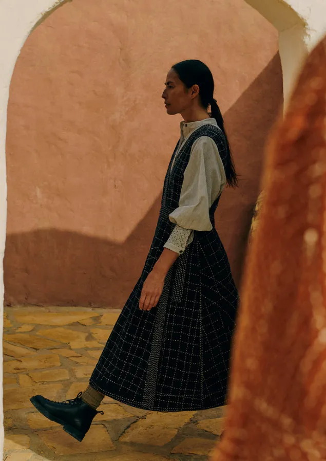 kantha_stitched_wrap_pinafore_dress_2.webp Dresses-TOAST Kantha Stitched Wrap Pinafore Dress Anthracite