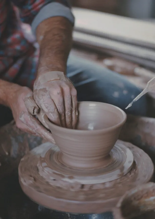 leach_pottery_pestle_and_mortar_5.webp Ceramics | Kitchen-TOAST Leach Pottery Pestle and Mortar Chalk