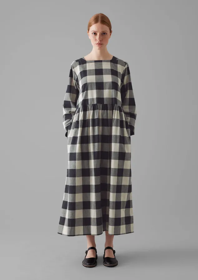 macro_gingham_cotton_cashmere_dress_10.webp Cashmere | Loungewear-TOAST Macro Gingham Cotton Cashmere Dress Onyx/Ecru