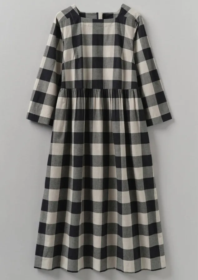 macro_gingham_cotton_cashmere_dress_4.webp Cashmere | Loungewear-TOAST Macro Gingham Cotton Cashmere Dress Onyx/Ecru