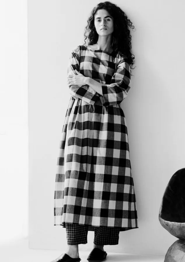 macro_gingham_cotton_cashmere_dress_9.webp Cashmere | Loungewear-TOAST Macro Gingham Cotton Cashmere Dress Onyx/Ecru