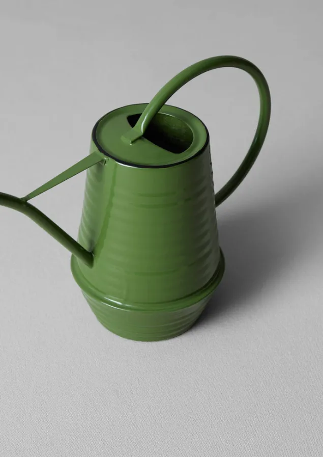 metal_watering_can_2.webp Outdoor-TOAST Metal Watering Can FrenchGreen