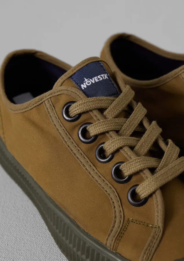 novesta_star_master_waxed_cotton_plimsolls_3-1.webp Trainers & Plimsolls-TOAST Novesta Star Master Waxed Cotton Plimsolls Bark