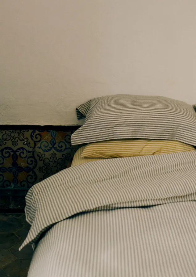 organic_cotton_ticking_stripe_duvet_cover_6.webp Textiles | Bed Linen-TOAST Organic Cotton Ticking Stripe Duvet Cover Ecru/Graphite
