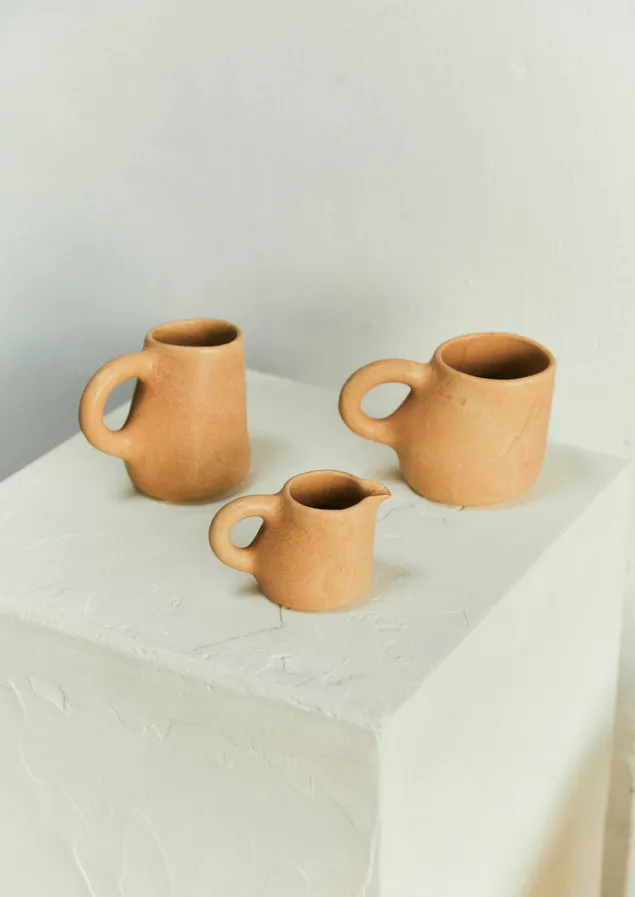 polly_liu_chubby_mug_8-1.webp Decorative Pieces | Ceramics-TOAST Polly Liu Chubby Mug Sand