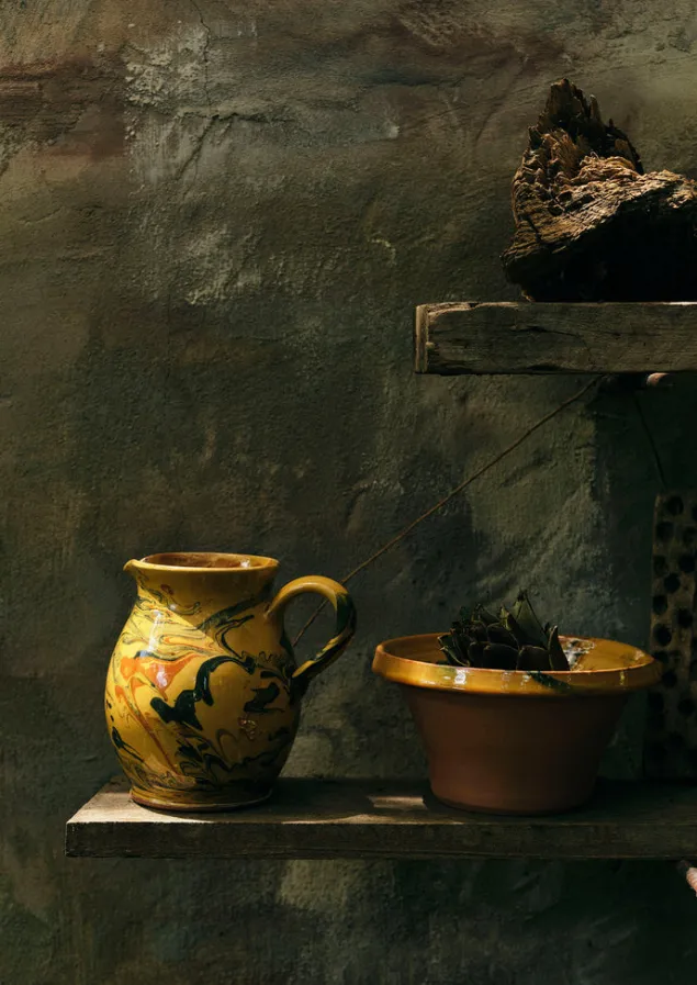 poterie_barbotine_marbled_pitcher_5.webp Ceramics-TOAST Poterie Barbotine Marbled Pitcher Honey
