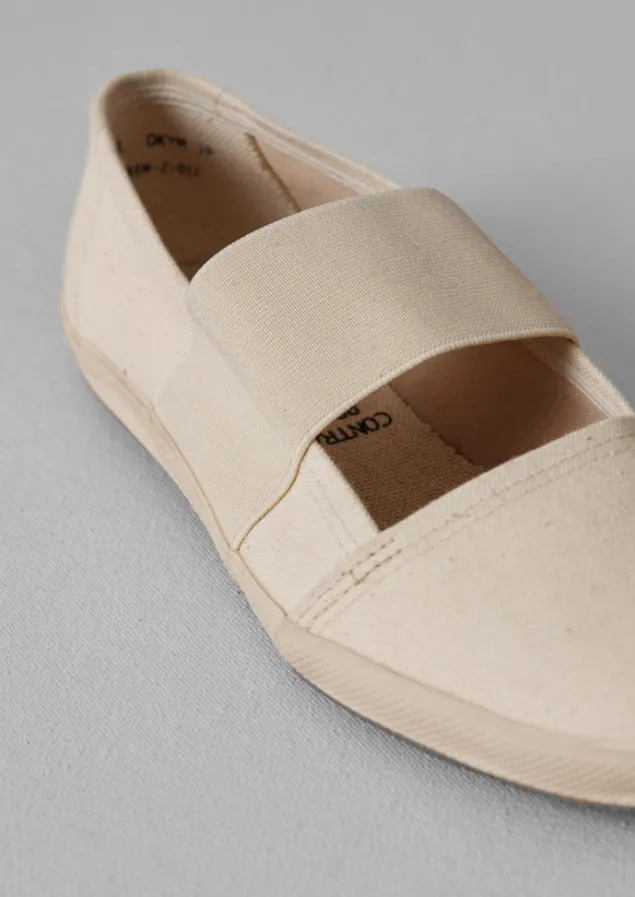 pras_canvas_pumps_2.webp Trainers & Plimsolls-TOAST Pras Canvas Pumps Ecru