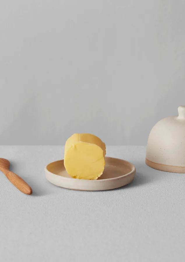 rebecca_williams_butter_dish_2.webp Ceramics | Kitchen-TOAST Rebecca Williams Butter Dish MatteWhite