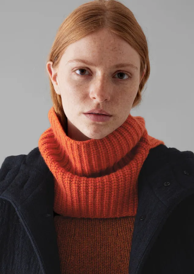 ribbed_wool_cashmere_snood_11.webp Hats, Scarves & Gloves | Cashmere-TOAST Ribbed Wool Cashmere Snood BurntEmber