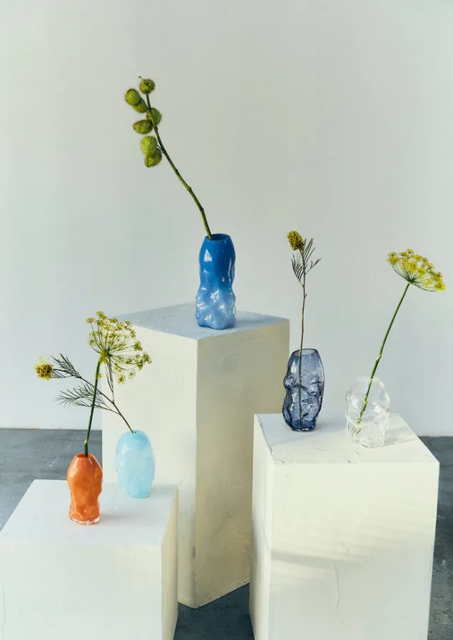 rosie_stonham_large_membrane_vase_7-1.webp Glass | Decorative Pieces-TOAST Rosie Stonham Large Membrane Vase SoftBlue