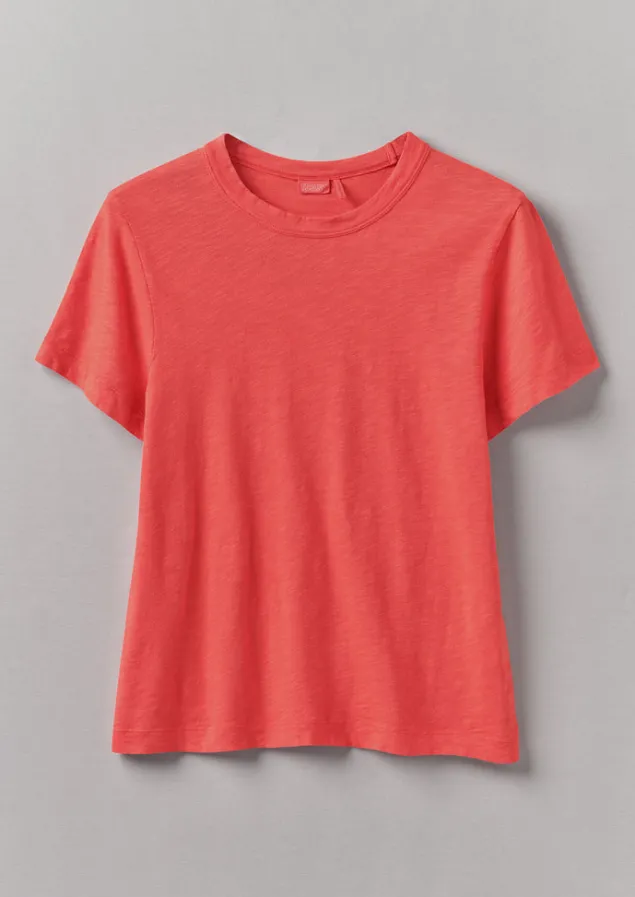 sadie_organic_cotton_boy_tee_4.webp Jersey | Tops & Tees-TOAST Sadie Organic Cotton Boy Tee Poppy