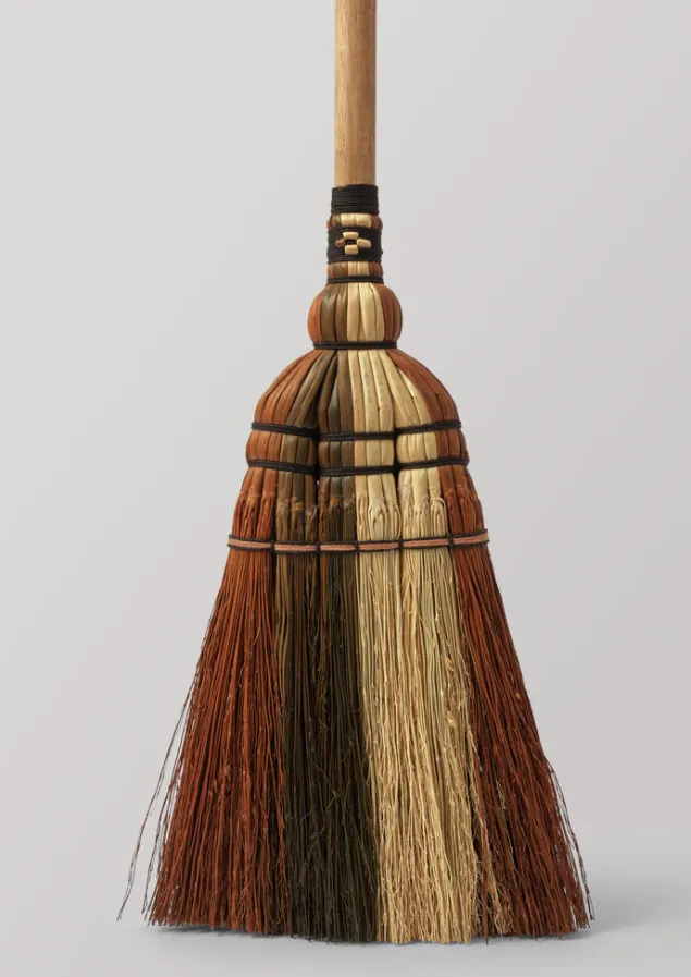 sorghum_stripe_broom_2.webp Outdoor | Kitchen-TOAST Sorghum Stripe Broom Toffee