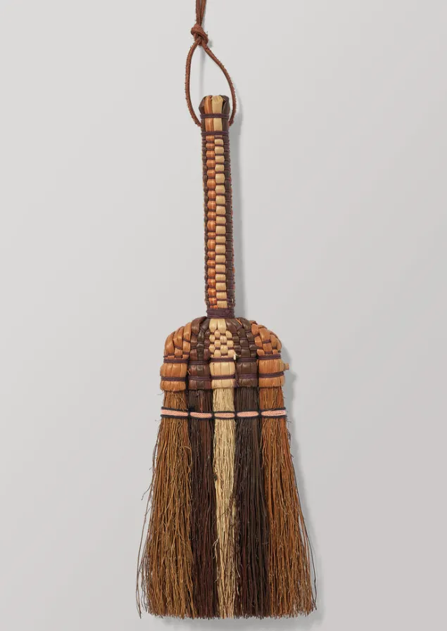 sorghum_stripe_short_handled_brush_6.webp Outdoor | Kitchen-TOAST Sorghum Stripe Short Handled Brush Cocoa