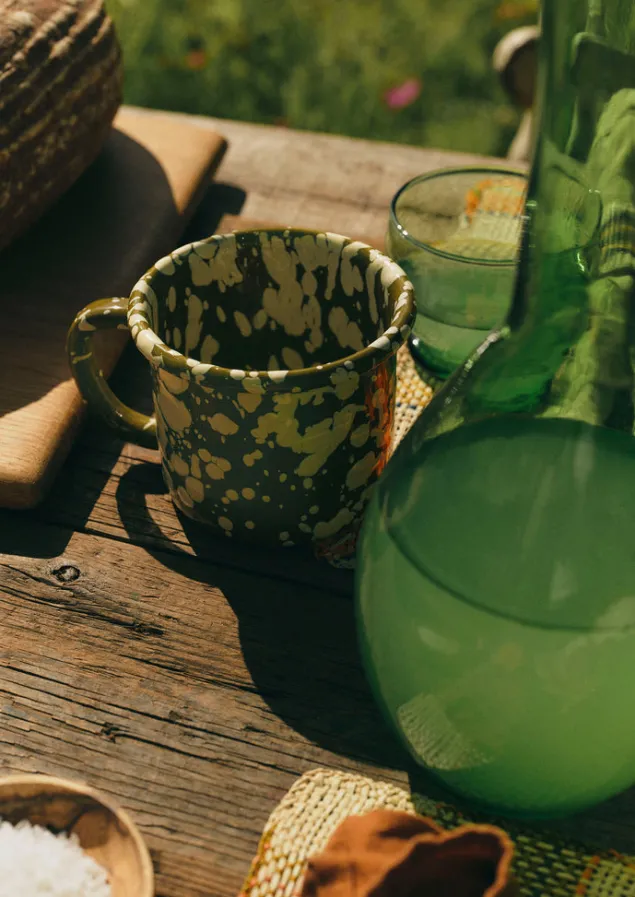 splatter_enamel_mug_1.webp Outdoor-TOAST Splatter Enamel Mug Olive/Ecru
