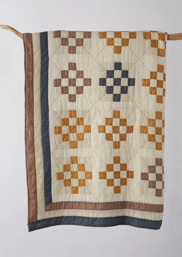 tile_cotton_patchwork_quilt_10-1.webp Textiles | Blankets & Throws-TOAST Tile Cotton Patchwork Quilt Ecru/GoldenHay/Prune