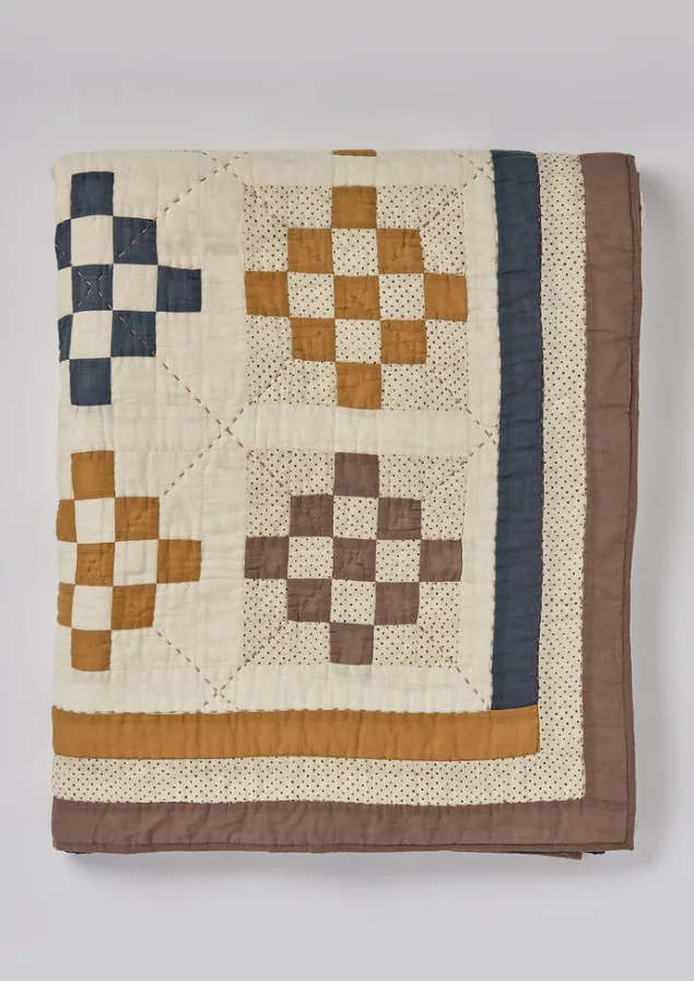 tile_cotton_patchwork_quilt_6-1.webp Textiles | Blankets & Throws-TOAST Tile Cotton Patchwork Quilt Ecru/GoldenHay/Prune
