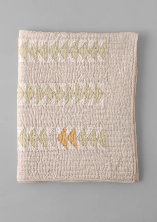 triangle_patchwork_check_cotton_quilt_5-1.webp Textiles | Blankets & Throws-TOAST Triangle Patchwork Check Cotton Quilt SoftFern/Sand