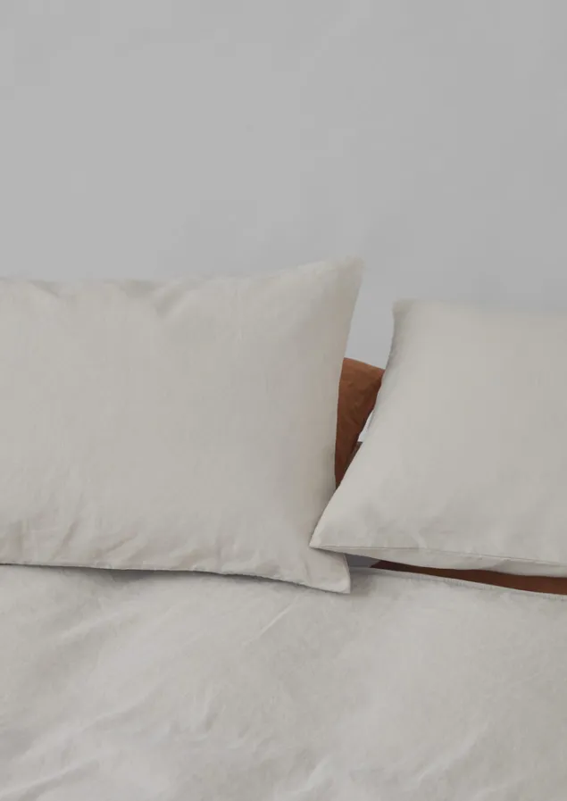 washed_linen_cotton_housewife_pillowcase_set_4.webp Textiles | Bed Linen-TOAST Washed Linen Cotton Housewife Pillowcase Set WashedSage