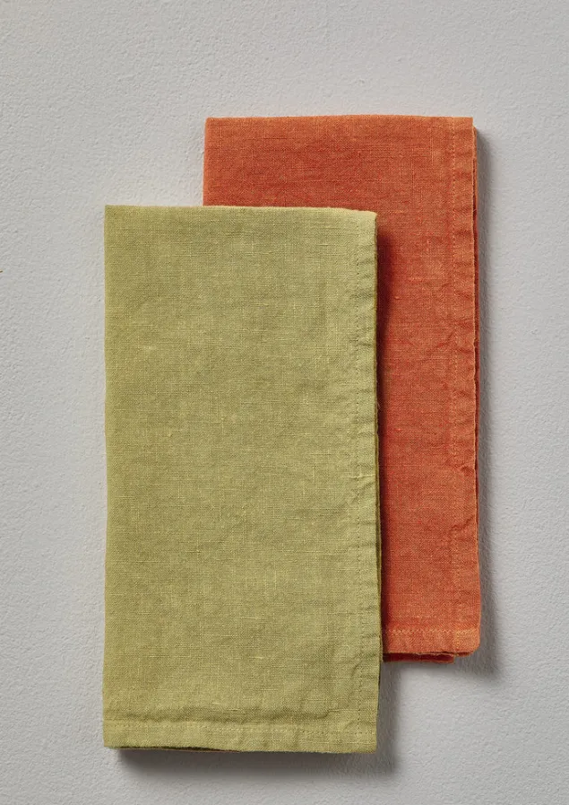 washed_linen_napkin_7-6.webp Textiles | Tableware-TOAST Washed Linen Napkin Celery
